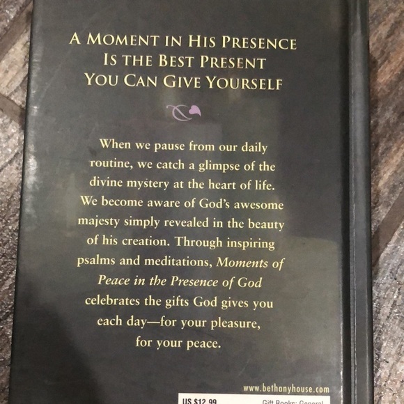 5/$10 Moments of Peace in the Presence of God hardback book - Picture 3 of 8